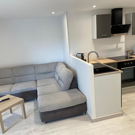 Joli Logement Au Pied Des Alpilles Eyguières Exterior foto